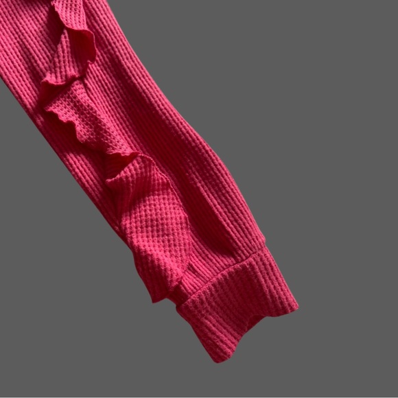 🌺 Anthropologie Pilcro Waffle Knit Wide V-Neck Slouchy Ruffle Top Pink Size Med - Picture 13 of 17